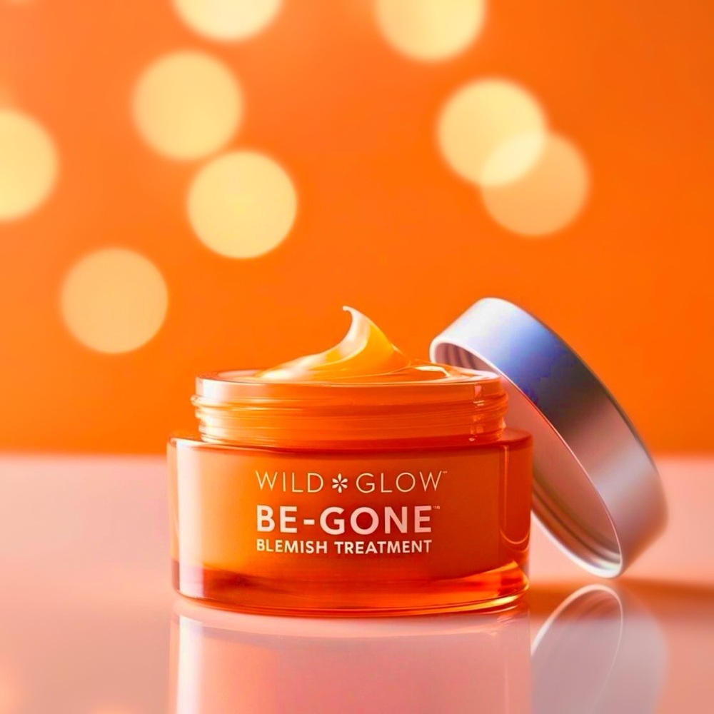 Be-Gone Blemish Treatment | Infused with SuperFruits & Powerful Botanicals - Picture 2 of 4
